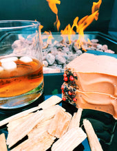 Load image into Gallery viewer, Bourbon & Sandalwood