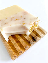 Load image into Gallery viewer, Wooden Soap Dish