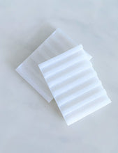 Load image into Gallery viewer, Epoxy Soap Dish