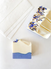 Load image into Gallery viewer, Fresh Linen