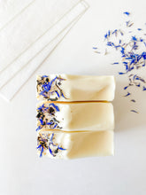 Load image into Gallery viewer, Fresh Linen