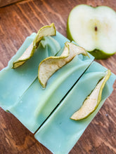 Load image into Gallery viewer, Crisp Green Apple
